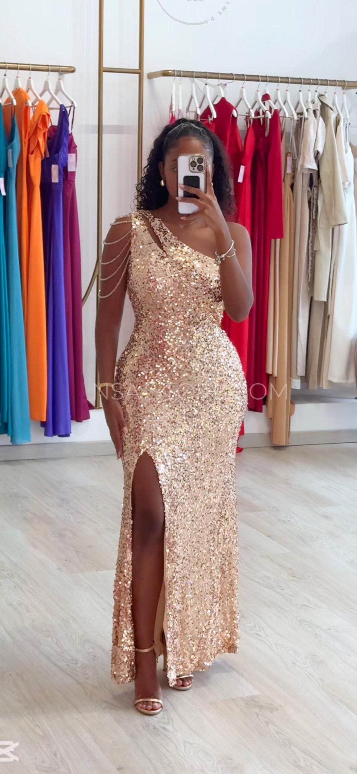 Vestido Kellen Dourado Brilhante