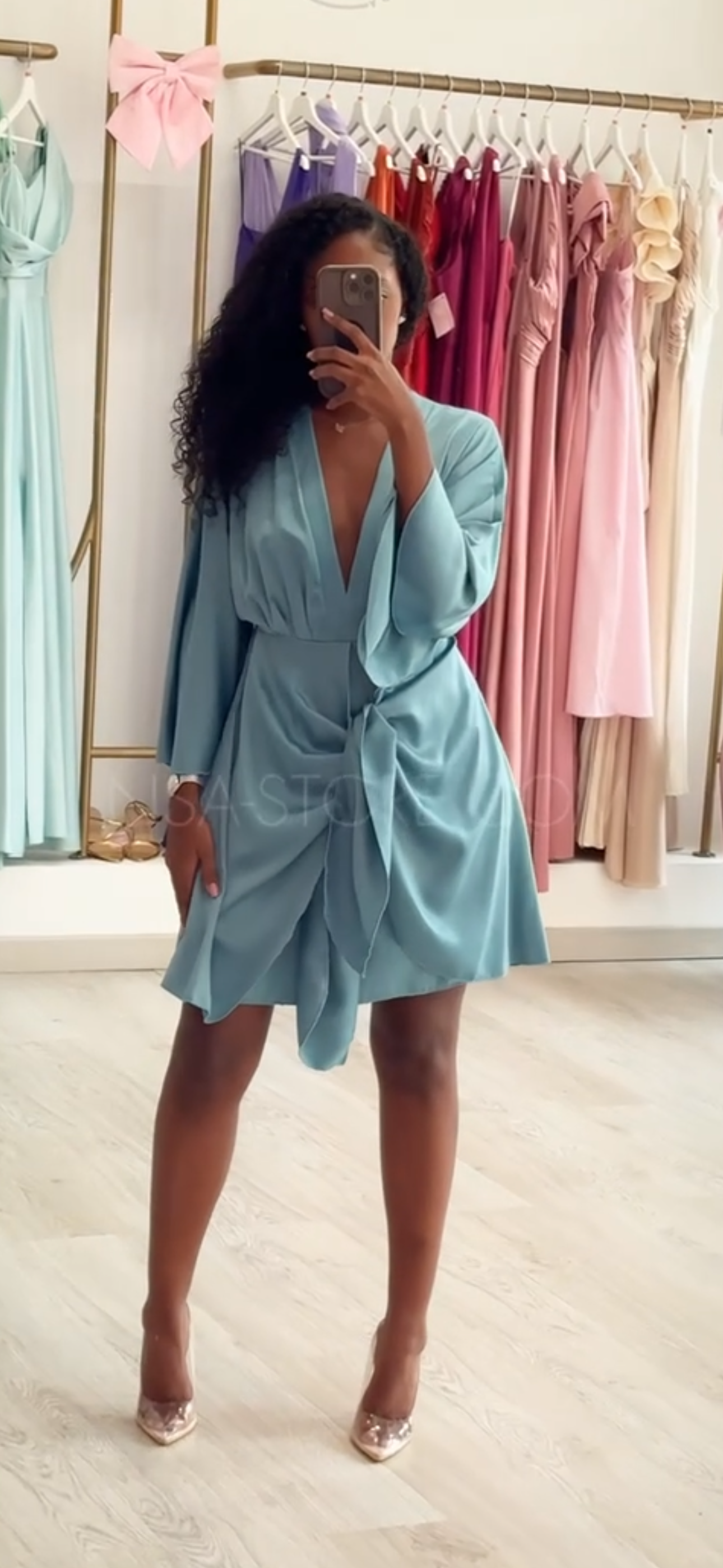 Vestido Mia cetim azul celeste